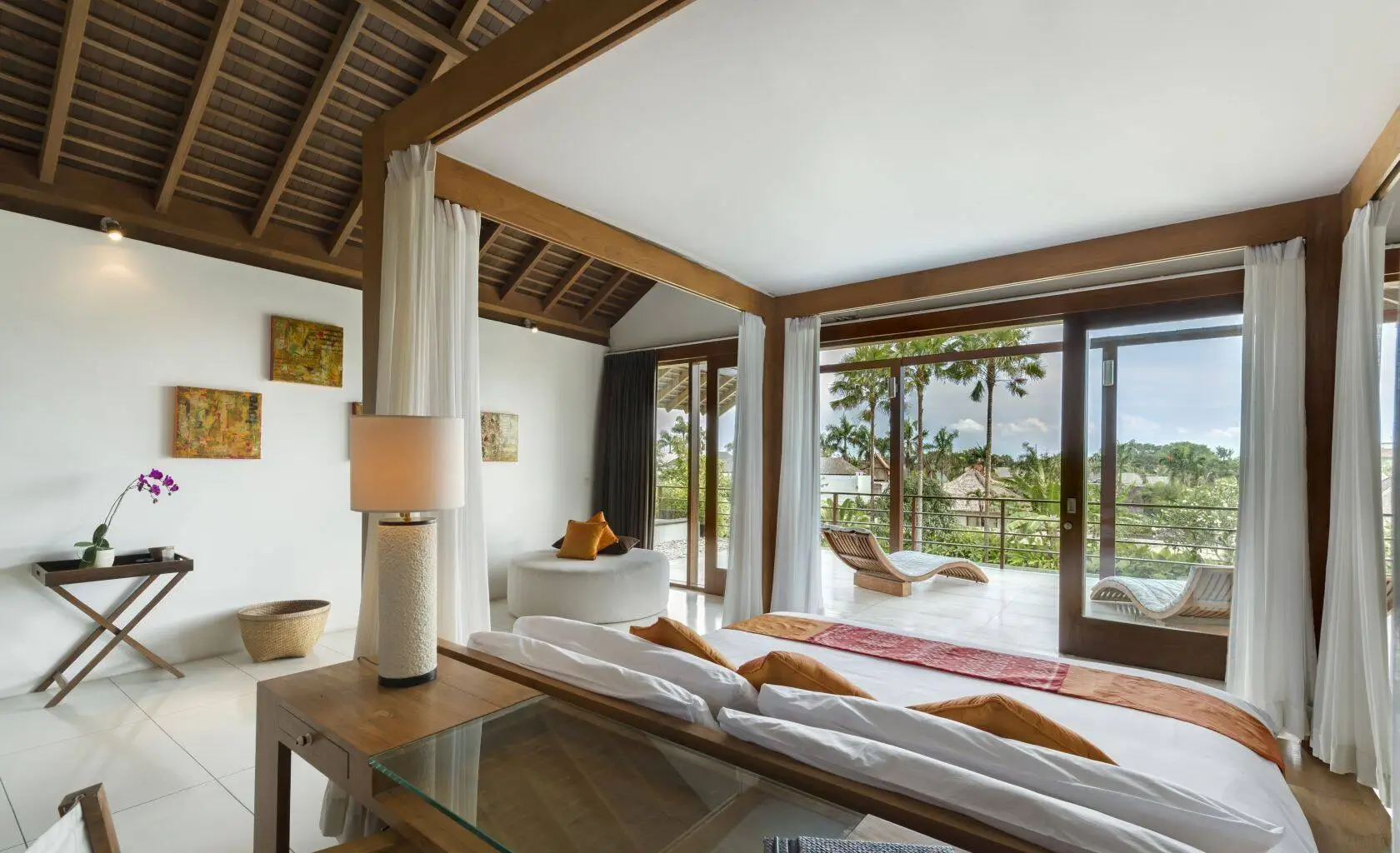 3-Bed 3.5-Bath Villa