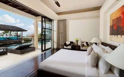 3-Bed 3.5-Bath Villa
