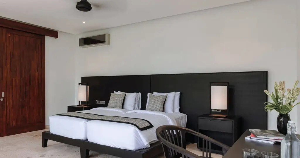 3-Bed 4.5-Bath Villa