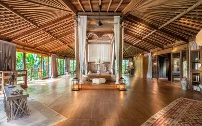 8-Bed 8.5-Bath Villa