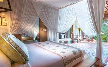 5-Bed 5.5-Bath Villa