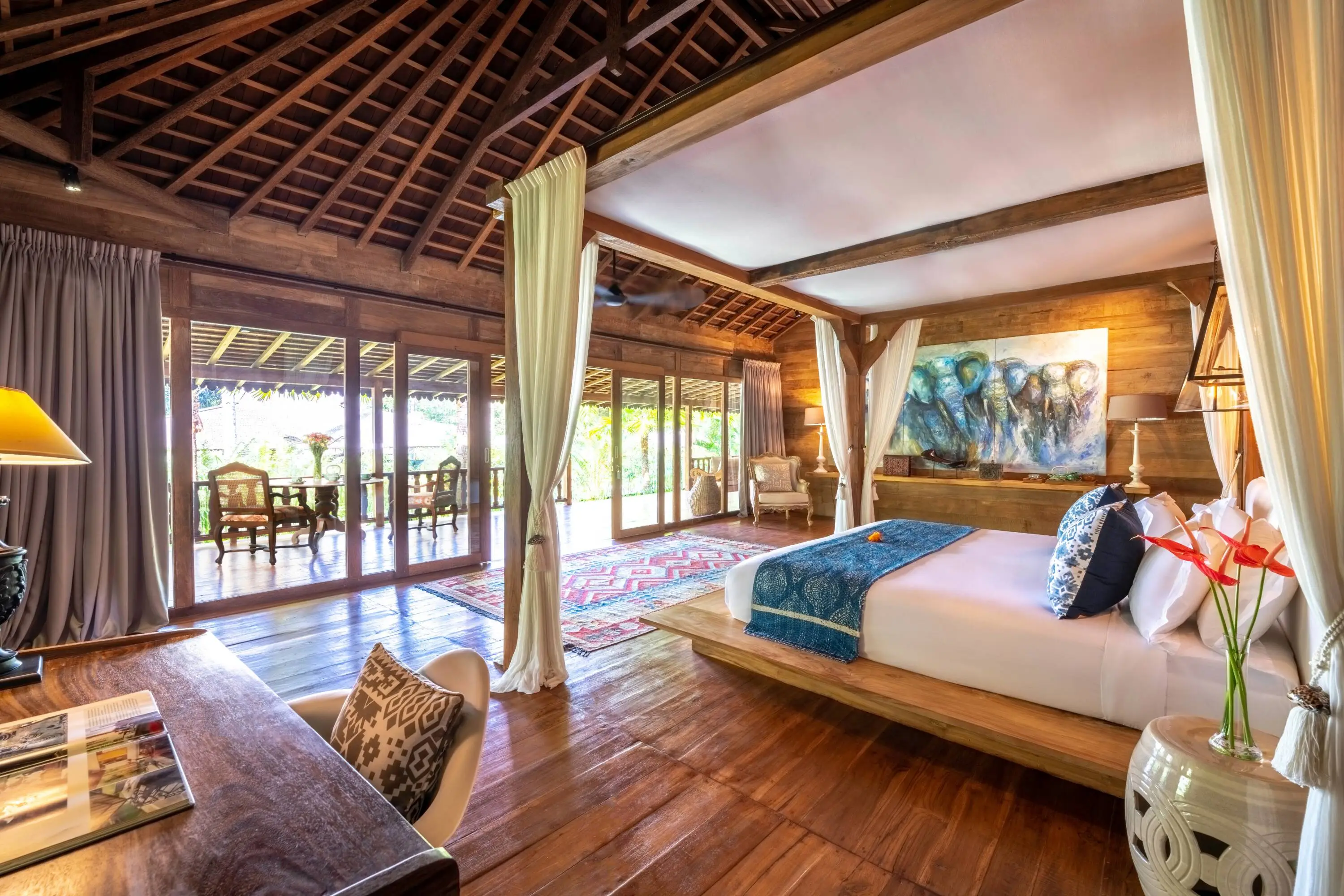 7-Bed 7.5-Bath Villa