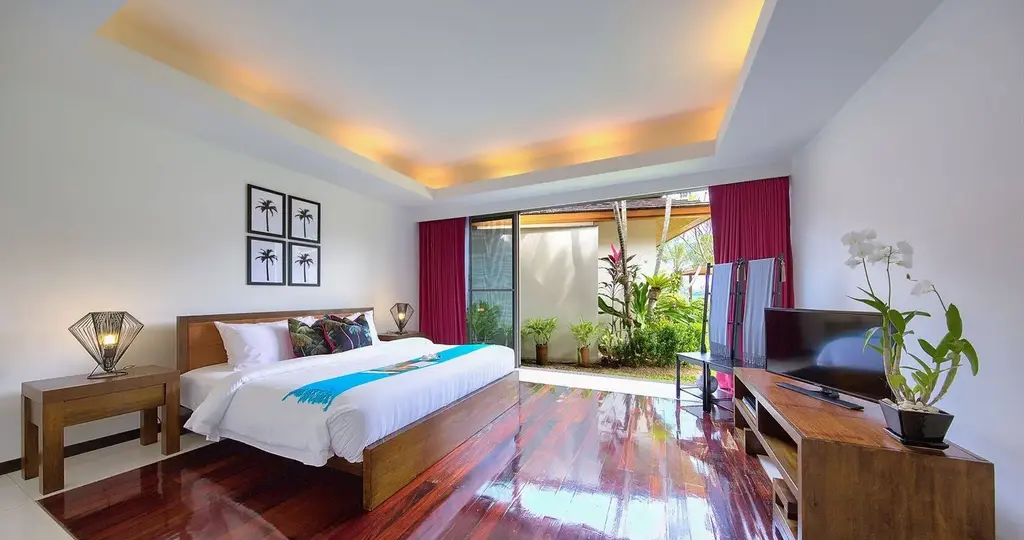 3-Bed 3.5-Bath Villa