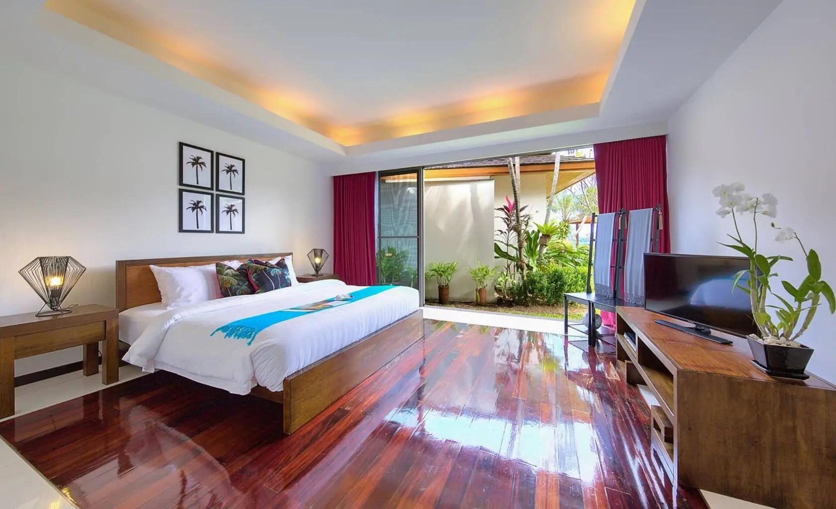 4-Bed 4.5-Bath Villa