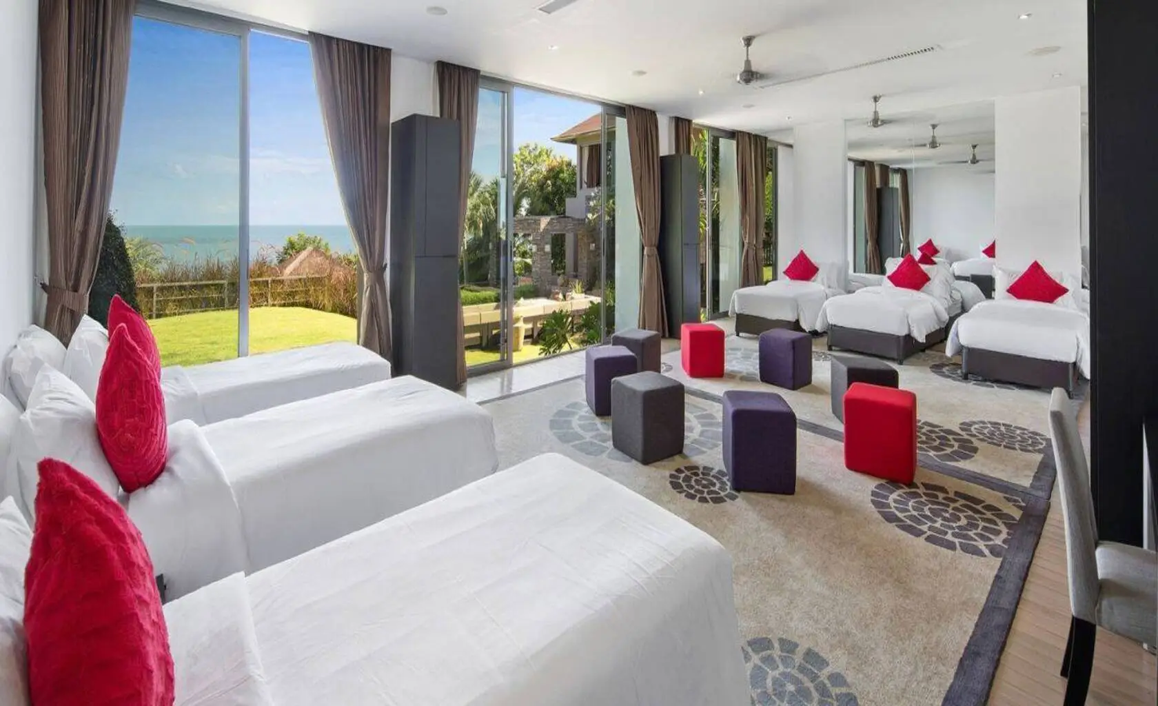 4-Bed 4-Bath Villa