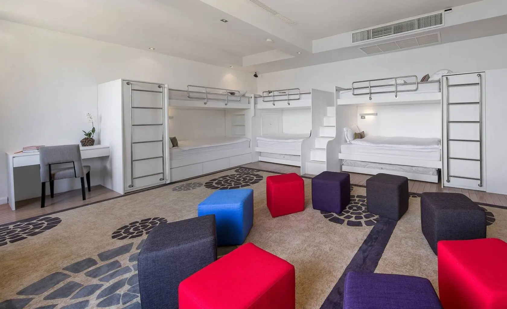 2-Bed + 2-Dorm Rooms 4-Bath Villa