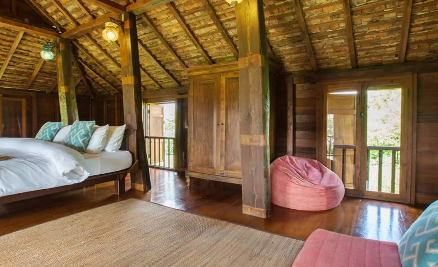 4-Bed 4.5-Bath Villa