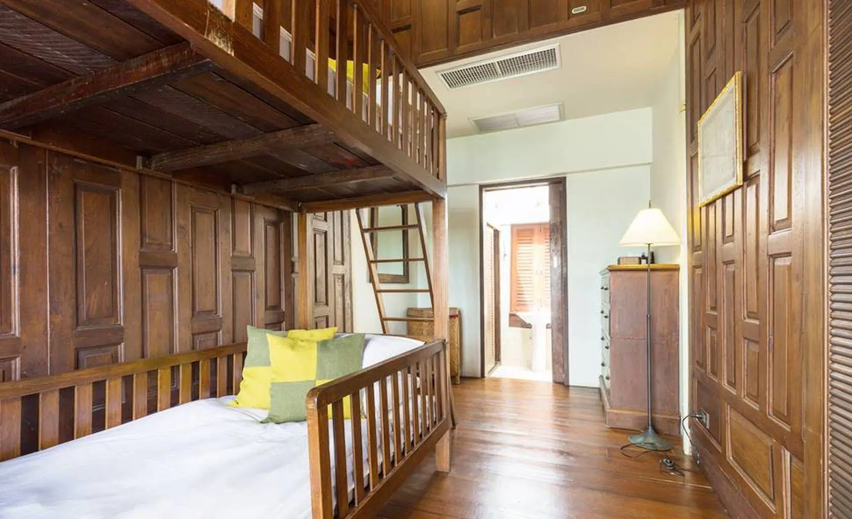 4-Bed + 1-Bunk Room 5.5-Bath Villa