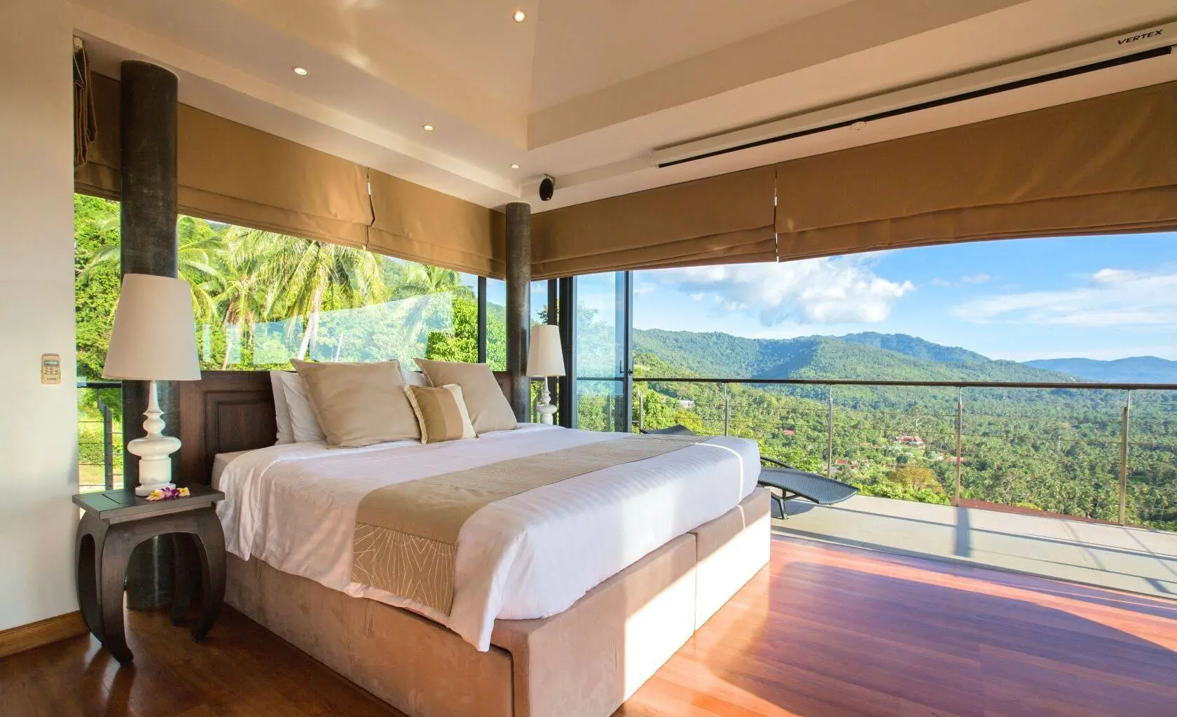 4-Bed 4-Bath Villa